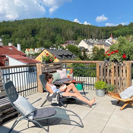 Four Rooms Carlsbad Authentic Карлови Вари Екстериор снимка