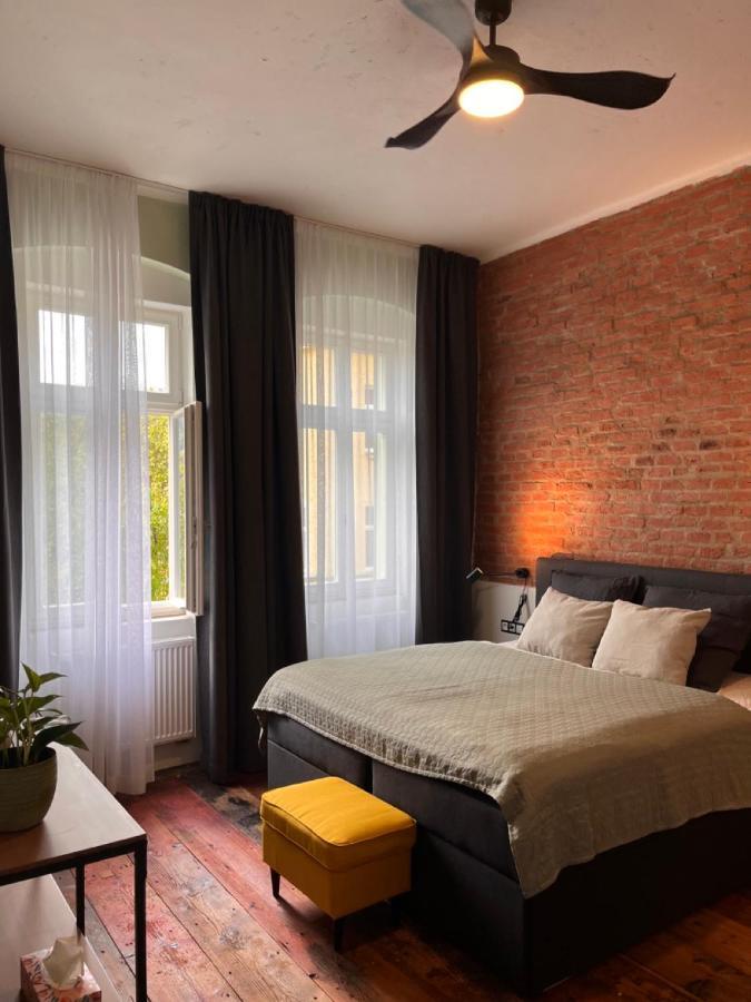 Four Rooms Carlsbad Authentic Карлови Вари Екстериор снимка