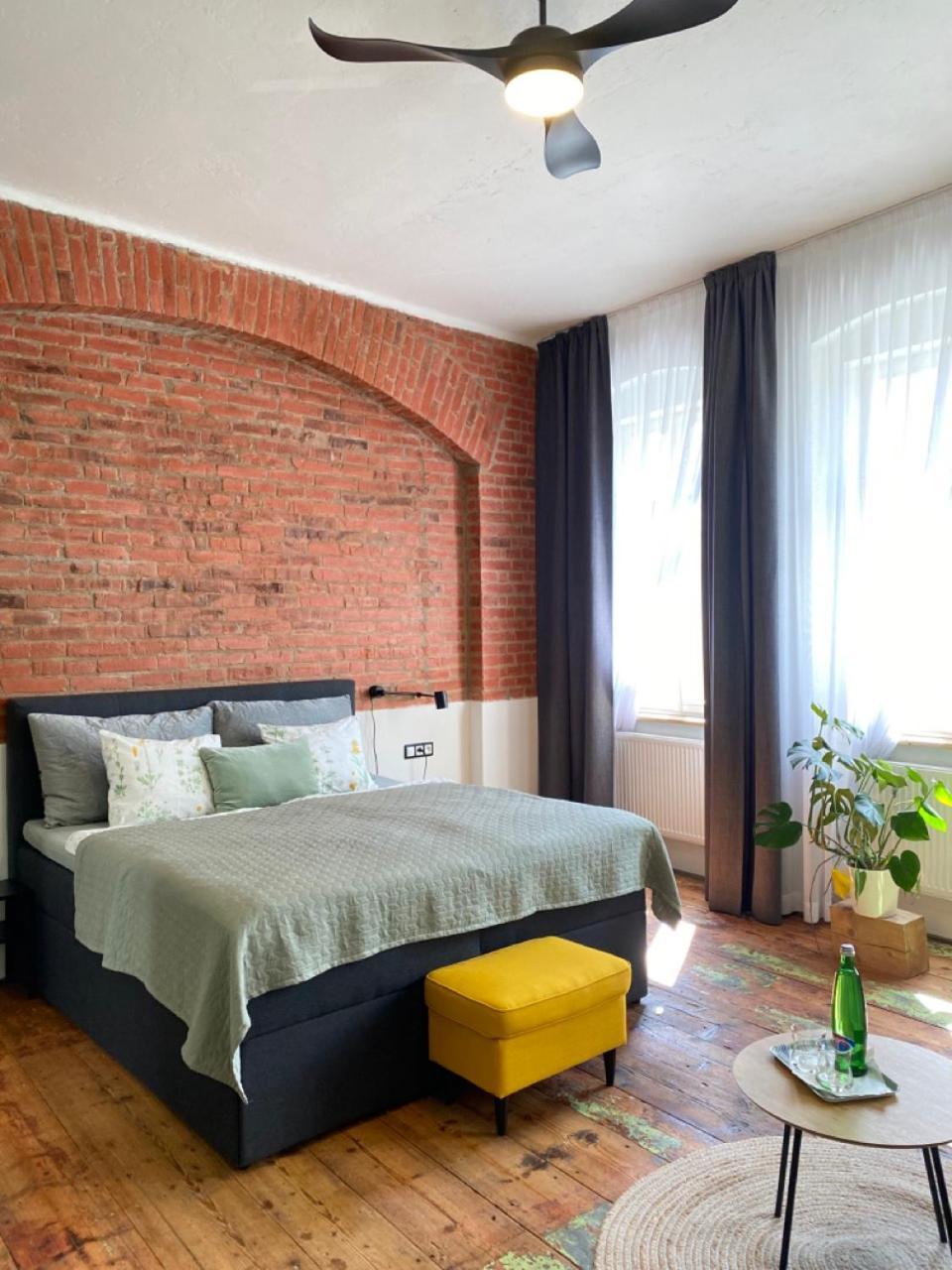 Four Rooms Carlsbad Authentic Карлови Вари Екстериор снимка