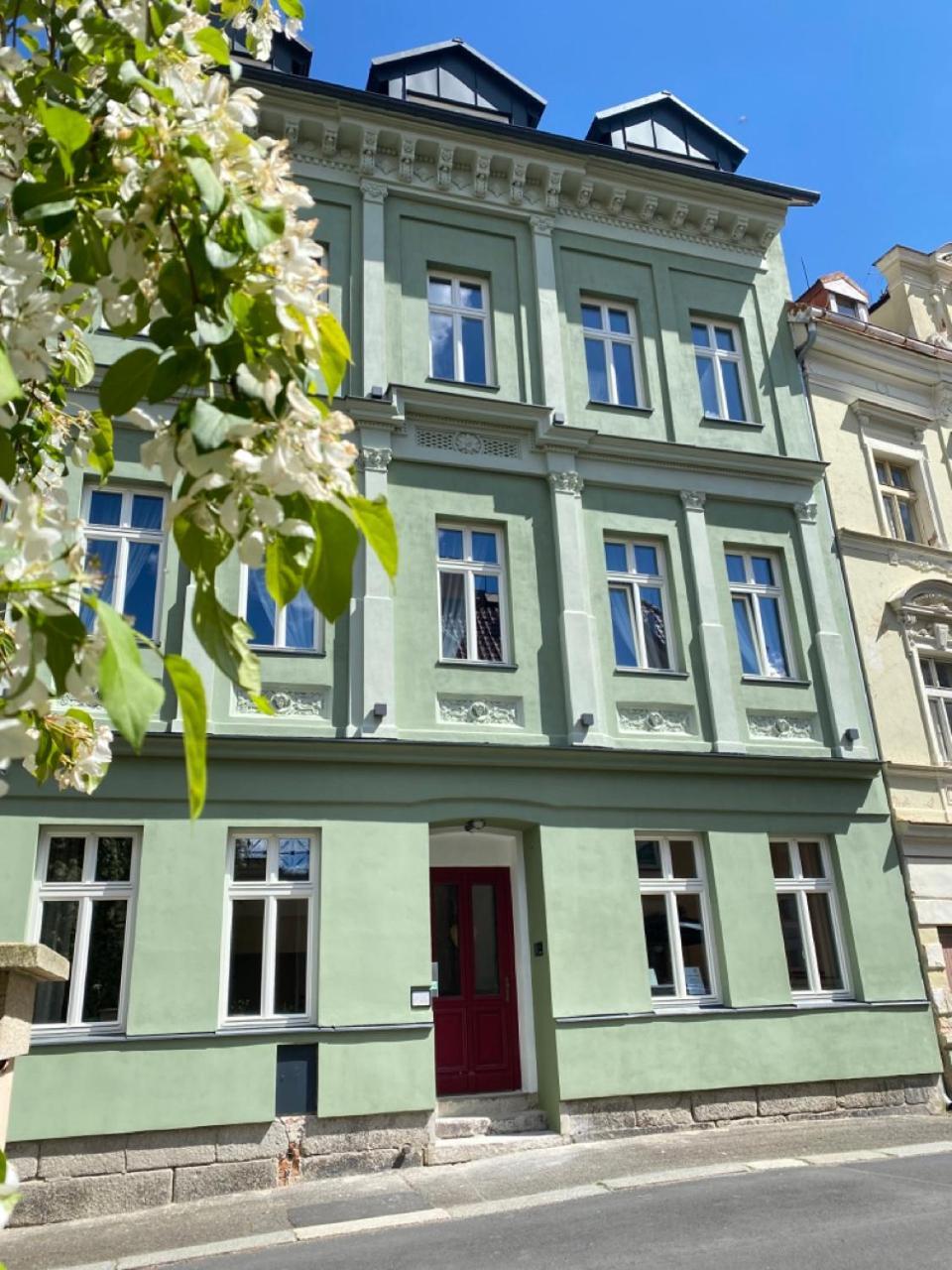 Four Rooms Carlsbad Authentic Карлови Вари Екстериор снимка